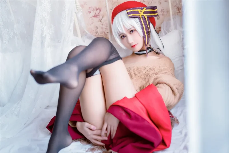 三度_69贝尔法斯特女仆装Cosplay写真预览2